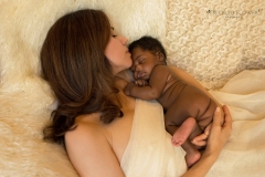 mother child portraits newborn photographer