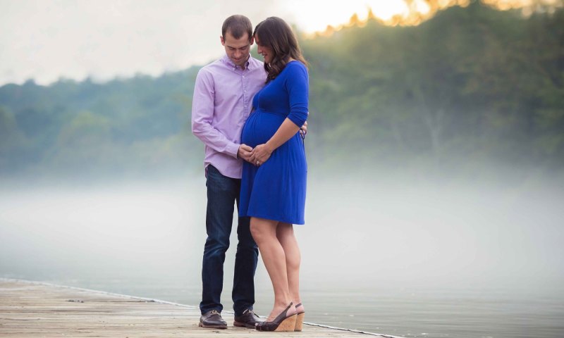 river-maternity-photographer