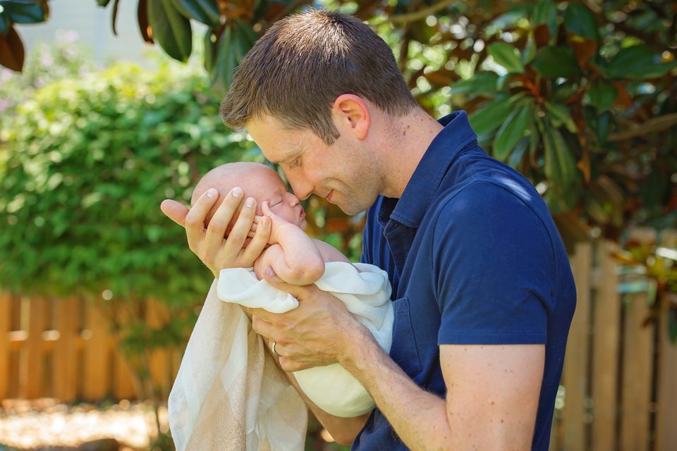 father-newborn-bond