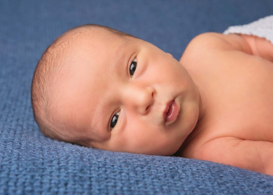 Freckled-Flower-Photography-Newborn