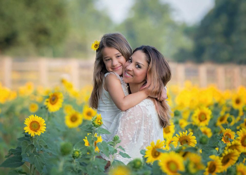 Mother-Daughter-Bond