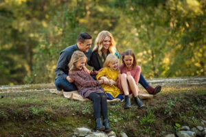 PICTURE PERFECT MOM – PROFESSIONAL FAMILY PHOTOGRAPHER